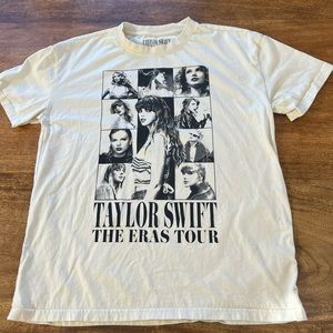 Taylor Swift The Eras Tour tan/cream tshirt M